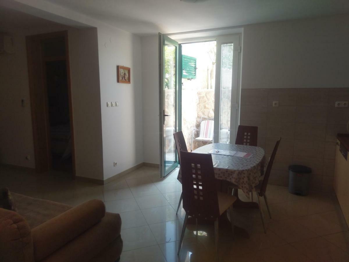 Apartment Lucija Betina  Dış mekan fotoğraf